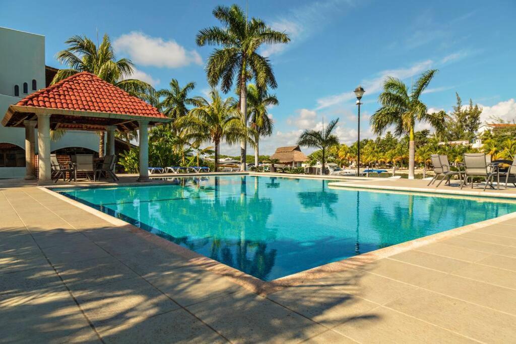 Elegant Lagoon Front By Casa Paraiso