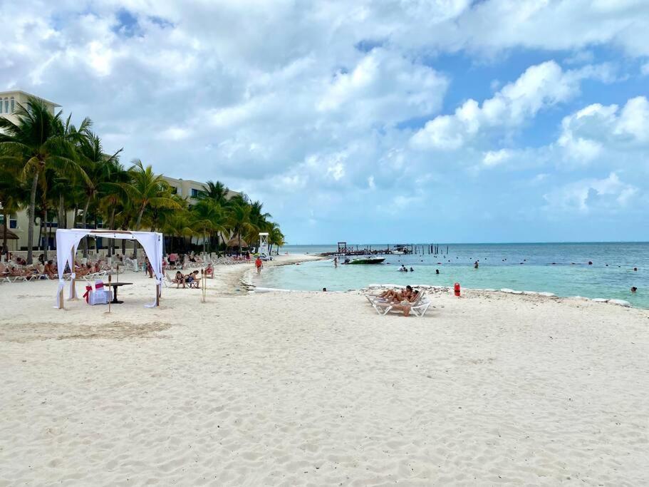 Villa Elegant Lagoon Front By Casa Paraiso Cancun