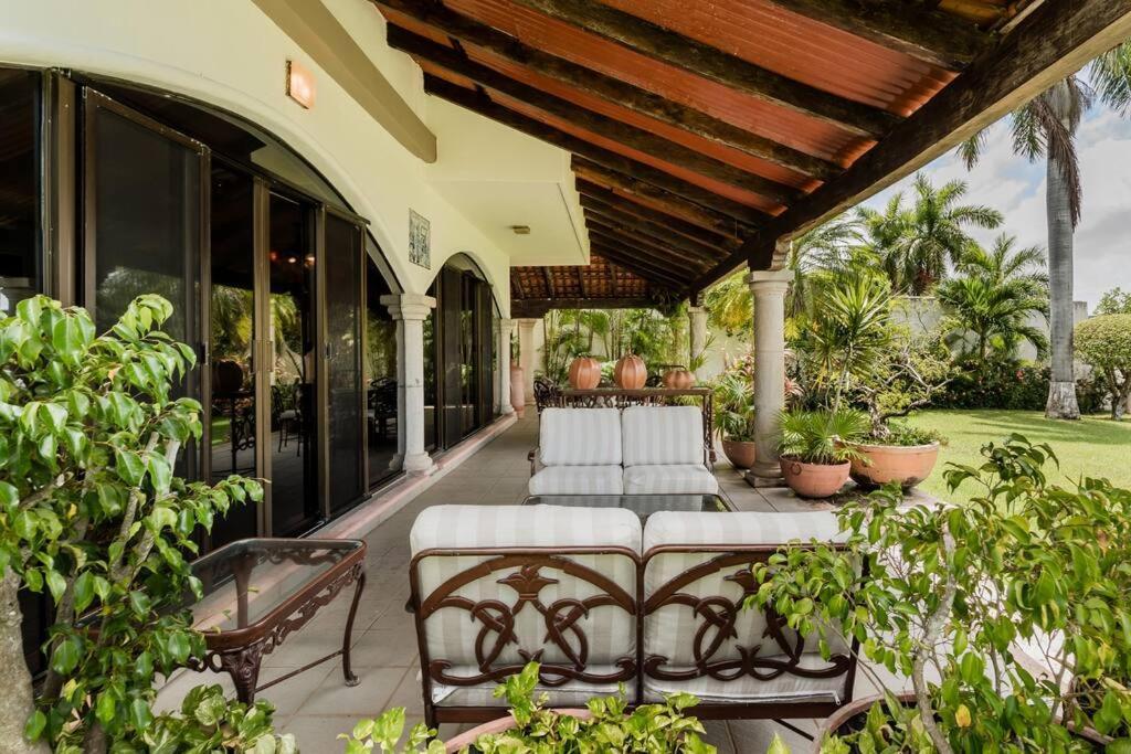 Elegant Lagoon Front By Casa Paraiso Villa Cancun